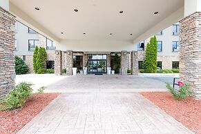 Holiday Inn Express & Suites Lexington NW-The Vineyard by IHG