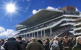 Holiday Inn Express Cheltenham by IHG