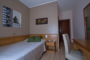 Hotel Adriano
