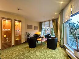 Hotel Am Kurpark Bad Salzelmen