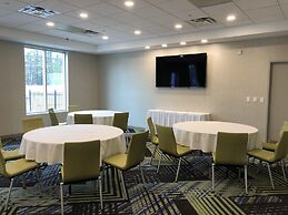 Holiday Inn Express & Suites Halifax Airport by IHG