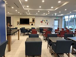 Holiday Inn Express & Suites Halifax Airport by IHG