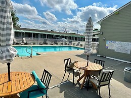 Sea Girt Lodge