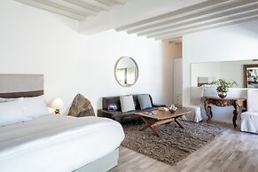 Greco Philia Hotel Boutique by Mr and Mrs White
