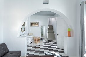 Greco Philia Hotel Boutique by Mr and Mrs White