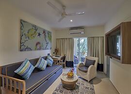 Royal Orchid Beach Resort & Spa