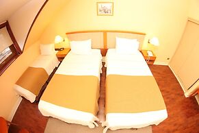Nobile Suites Vicente Costanera