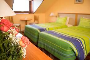 Nobile Suites Vicente Costanera