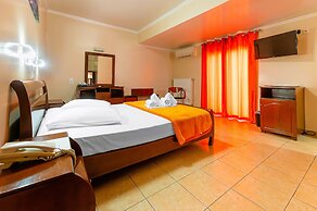 Faros 1 Hotel