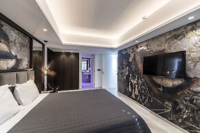 Almond Business Hotel