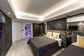Almond Business Hotel