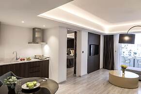 Almond Business Hotel