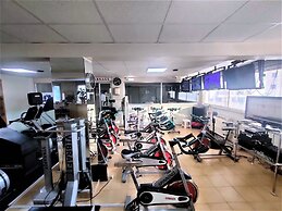 Almond Business Hotel