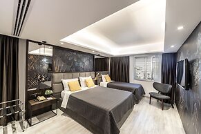 Almond Business Hotel