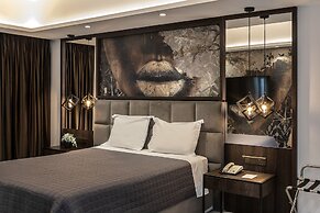 Almond Business Hotel