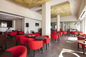 Capital Coast Resort & Spa