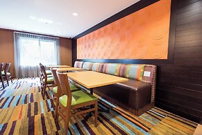 Fairfield Inn by Marriott Medford Long Island