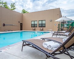 Gaia Hotel & Spa Redding, Ascend Hotel Collection