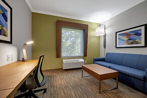 Holiday Inn Express & Suites Lufkin South by IHG