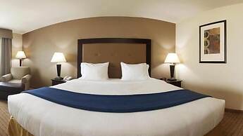 Holiday Inn Express Hotel & Suites Madison-Verona by IHG