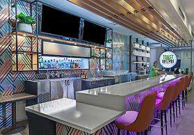 Holiday Inn & Suites McKinney - N Allen by IHG