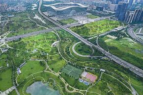 Holiday Inn Chengdu Century City-EastTower by IHG