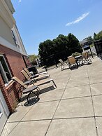 Holiday Inn Express Hotel & Suites Niagara Falls by IHG