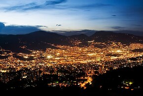 NH Collection Medellín Royal