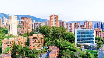 NH Collection Medellín Royal