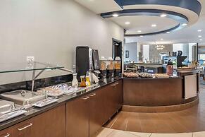 Cambria Hotel Minneapolis Maple Grove