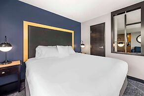 Cambria Hotel Minneapolis Maple Grove