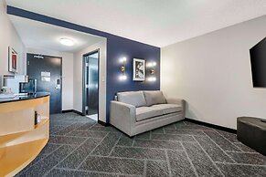 Cambria Hotel Minneapolis Maple Grove