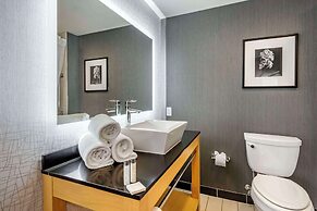 Cambria Hotel Minneapolis Maple Grove