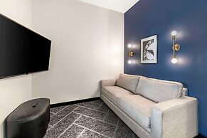 Cambria Hotel Minneapolis Maple Grove