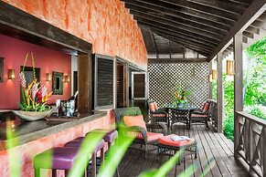 Le Phare Bleu Marina Resort