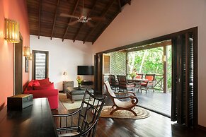 Le Phare Bleu Marina Resort