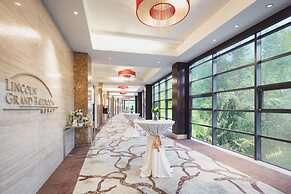 Crowne Plaza Beijing International Airport by IHG