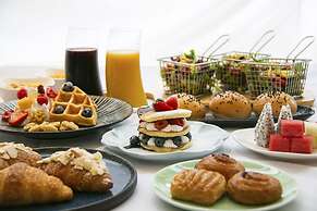 Crowne Plaza Beijing International Airport by IHG