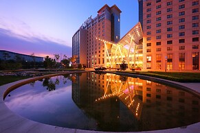 Crowne Plaza Beijing International Airport by IHG