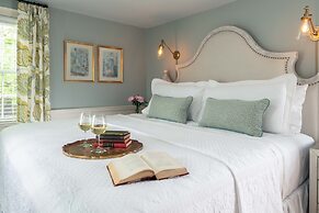 The Inn at Yarmouth Port
