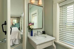 The Inn at Yarmouth Port