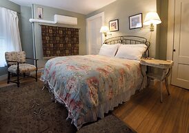 Monadnock Inn