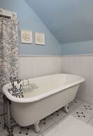 Monadnock Inn