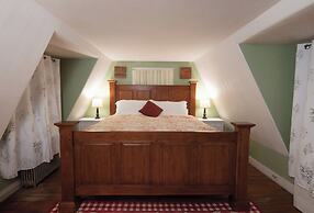 Monadnock Inn