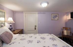 Monadnock Inn