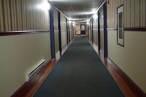 Causeway Bay Hotel Sparwood