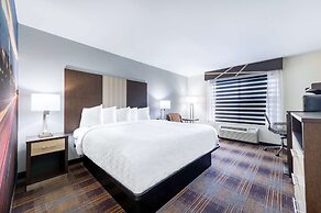 Clarion Pointe Madison Huntsville