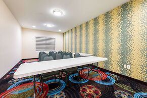 Clarion Pointe Madison Huntsville