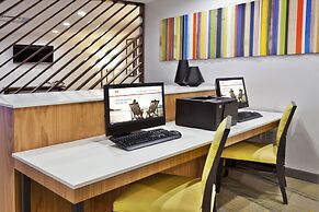 Holiday Inn Express Hotel & Suites Phenix City - Columbus by IHG