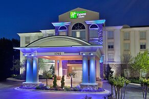 Holiday Inn Express Hotel & Suites Phenix City - Columbus, an IHG Hote